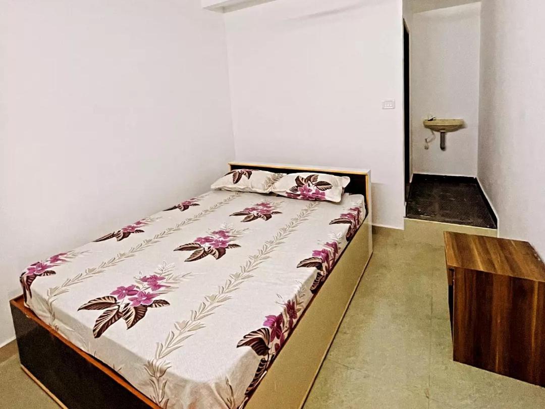 Gsd Inn Guest House Pondicherry Bagian luar foto