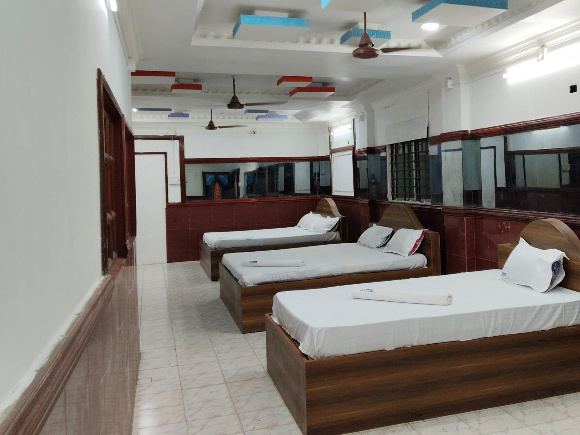 Gsd Inn Guest House Pondicherry Ruang foto